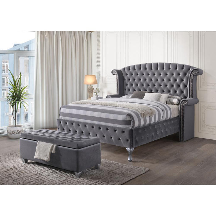 Rebekah Eastern King Bed, Gray Velvet (1Set/4Ctn)