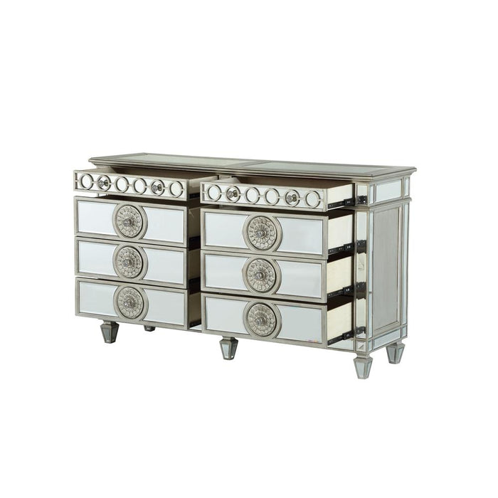 Varian Dresser, Mirrored