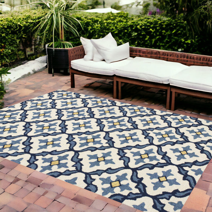 8'X10' Ivory Blue Hand Woven Uv Treated Quatrefoil Indoor Outdoor Area Rug