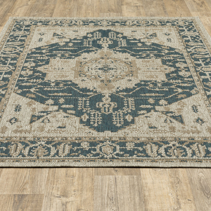 10' x 13' Gray Oriental Stain Resistant Indoor Outdoor Area Rug