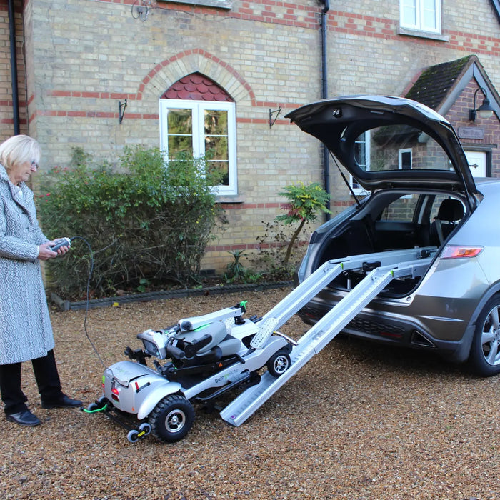 Quingo Flyte Mobility Scooter with Self-Loading MK2 Docking Station