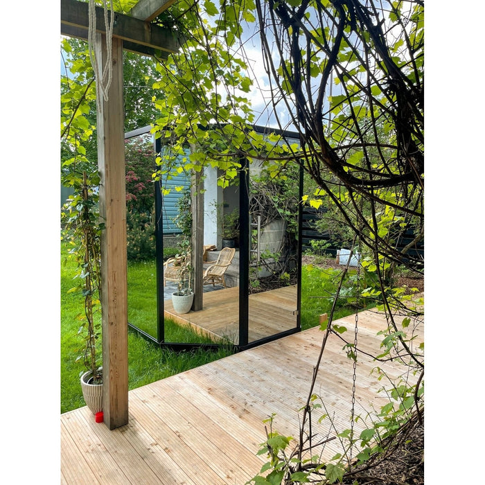 Haljas Hele Glass Single Luxury 7-Person Outdoor Sauna House