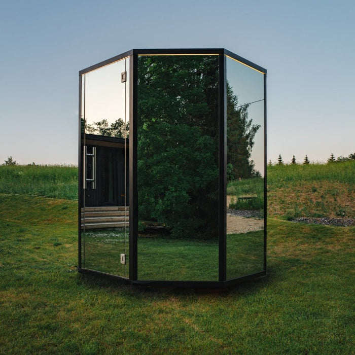 Haljas Hele Glass Single Standard 4-Person Outdoor Sauna House